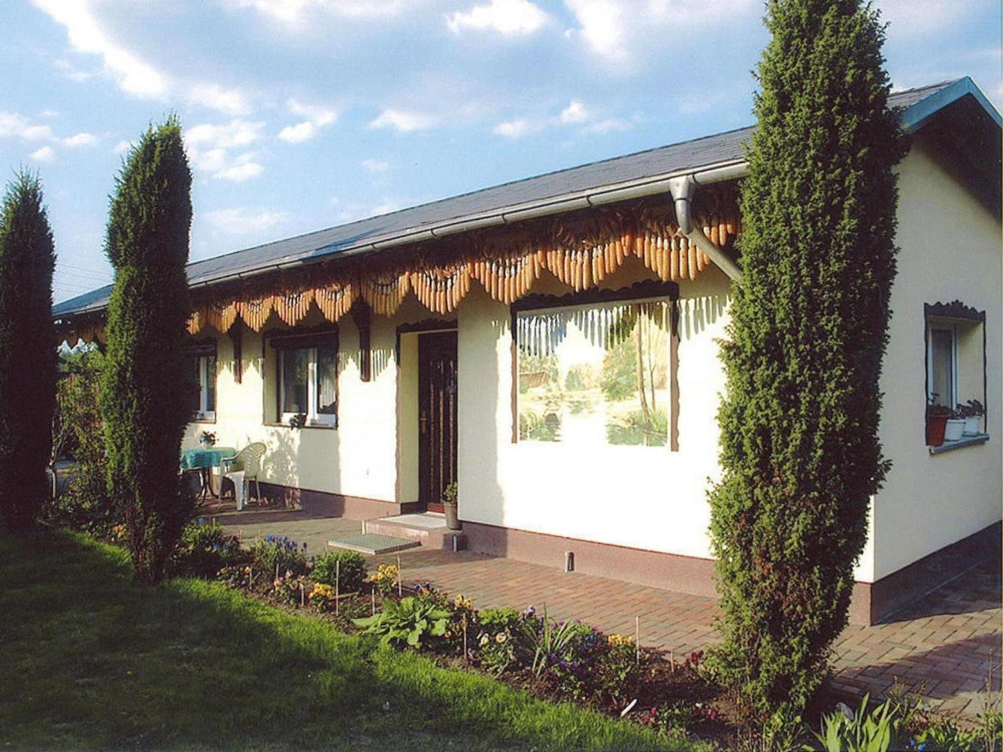 Bungalow In L Bben With A Terrace Lübben Εξωτερικό φωτογραφία