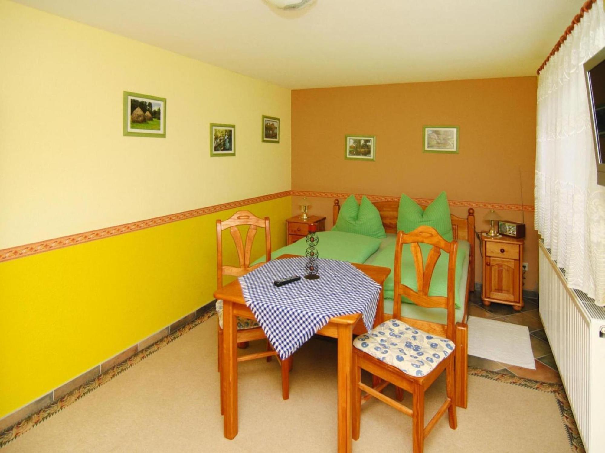 Bungalow In L Bben With A Terrace Lübben Εξωτερικό φωτογραφία