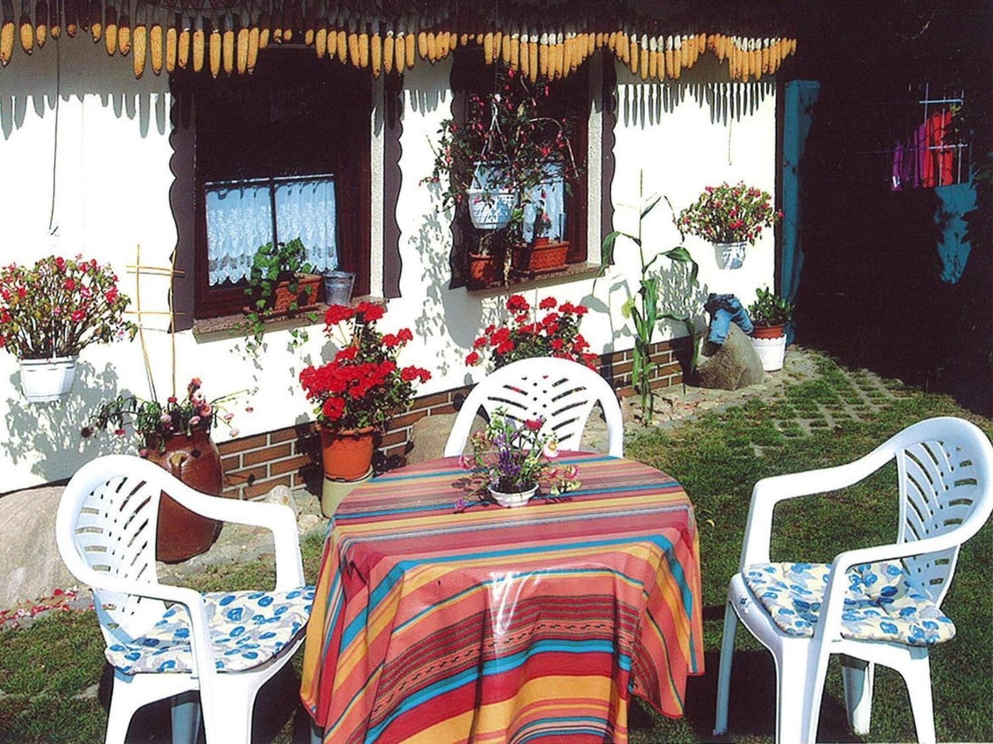 Bungalow In L Bben With A Terrace Lübben Εξωτερικό φωτογραφία